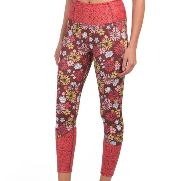 Nanette Lepore Pants - Nanette Lepore floral animal print 7/8th length compression leggings NWT